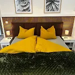 Apartment Carl-schmaecke-strasse 7 *