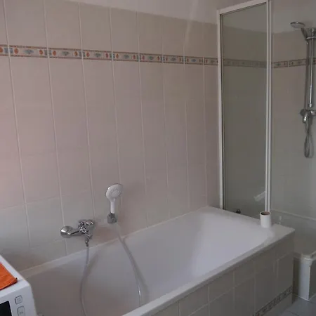 Apartment Carl-schmaecke-strasse 7
