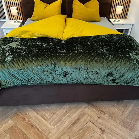 Carl-schmaecke-strasse 7 *