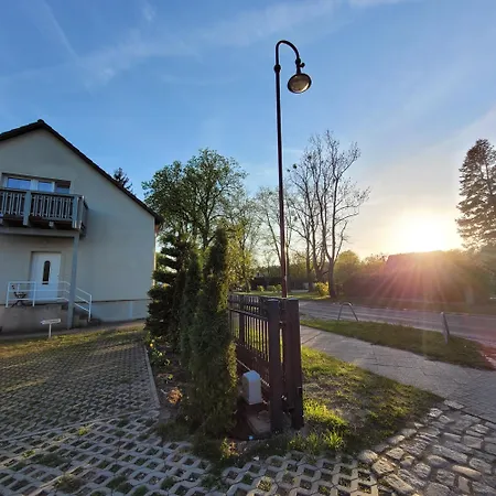 Carl-schmaecke-strasse 7 *